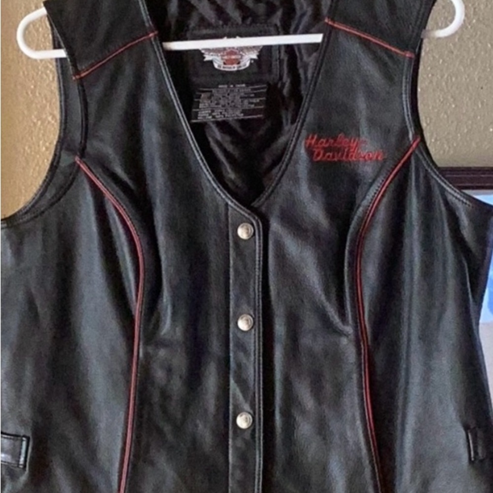 Harley-Davidson Black Leather Vest with Red Stitching and Embroidery